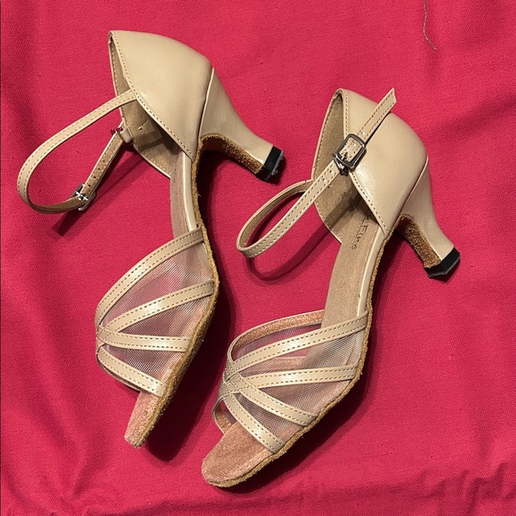 Very fine ballroom dancing shoes - Picture 5 of 8